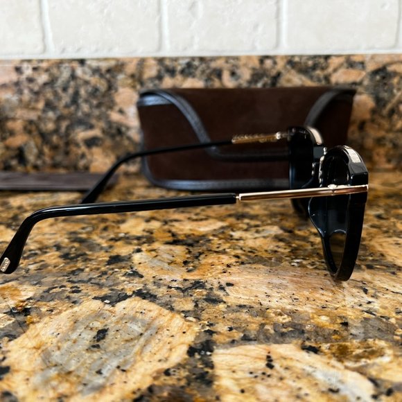 Tom Ford Sunglasses - Picture 4 of 8